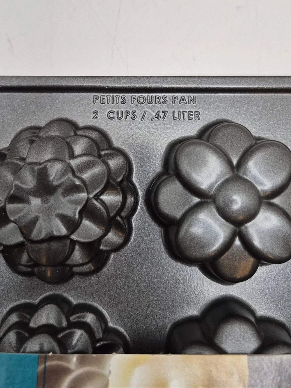 Nordic Ware Cast Aluminum Petit Fours Baking Pan NWT 2 Cup Capacity